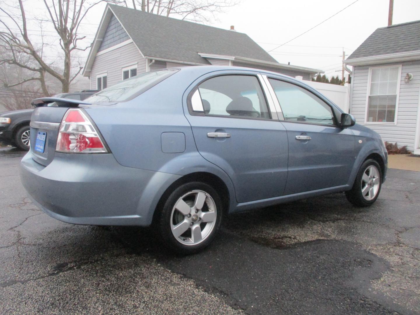 2008 BLUE Chevrolet Aveo LT 4-Door (KL1TG56628B) with an 2.2L L4 DOHC 16V engine, AUTOMATIC transmission, located at 540a Delsea Drive, Sewell, NJ, 08080, (856) 589-6888, 39.752560, -75.111206 - Photo#7